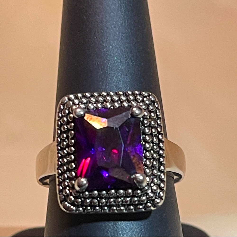 🫐Beautiful Art Deco Cushion Cut Deep Purple Amethyst Dinner Ring!